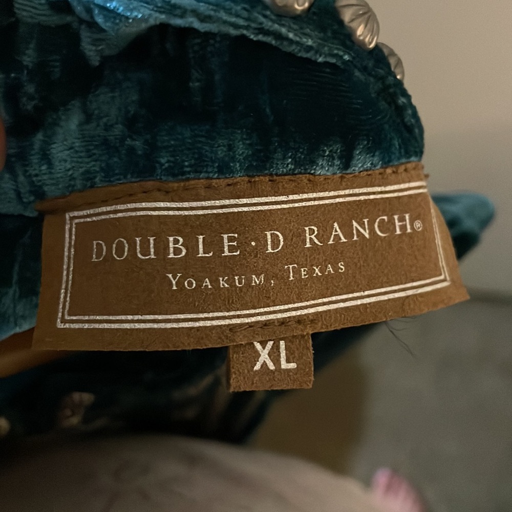🤠 {RARE} Double D Ranch Velvet Dress - Picture 9 of 9